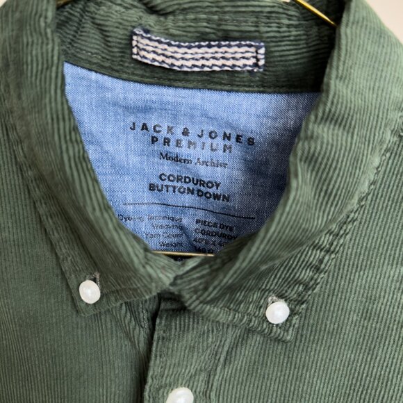 Jack & Jones Dark Green Long Sleeve Corduroy Button-Up Shirt (Medium) - Picture 4 of 5